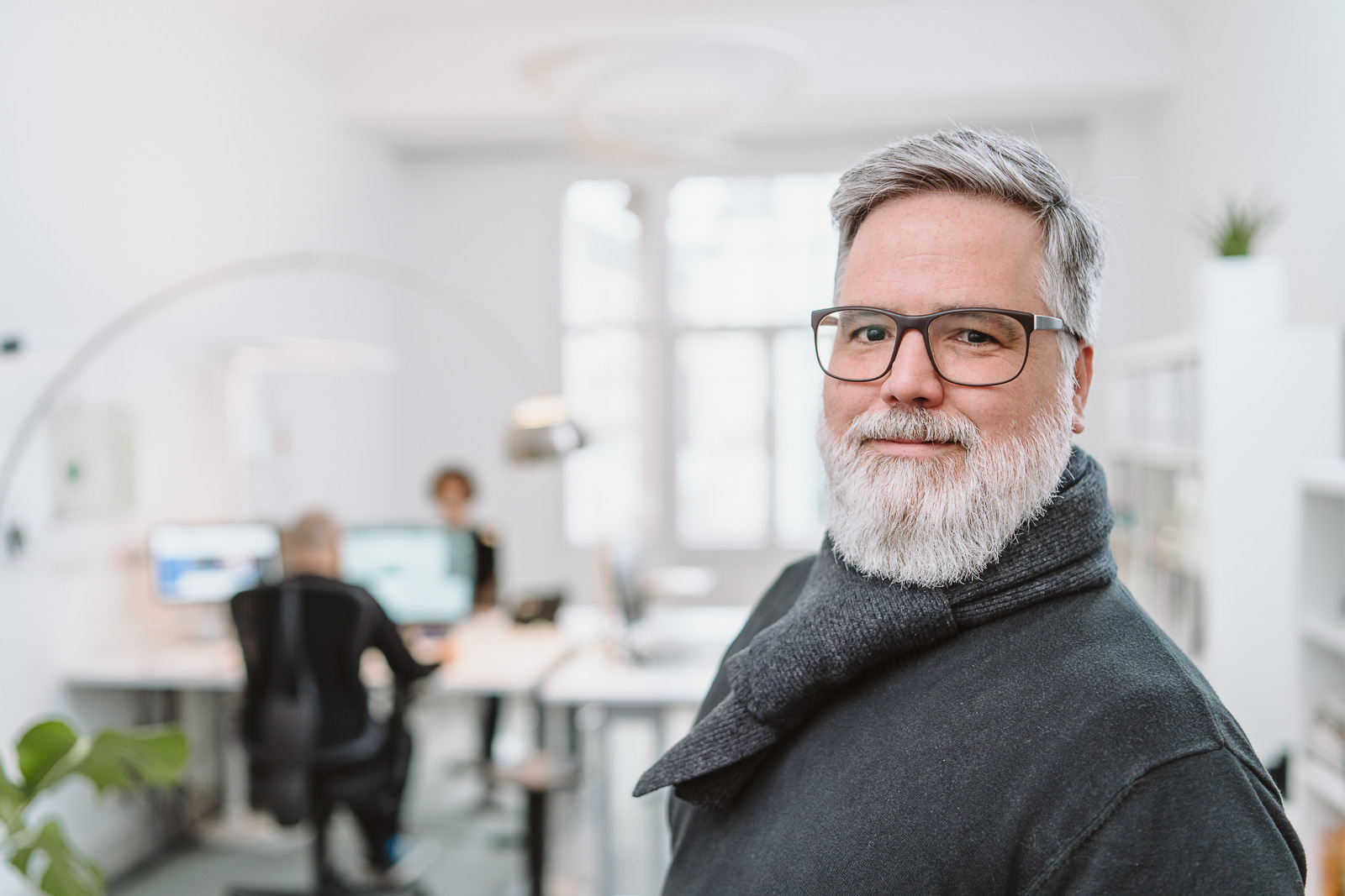 Bürofotografie - Bernadett Yehdou Fotografin aus Bonn - Werbeagentur Verena Sons