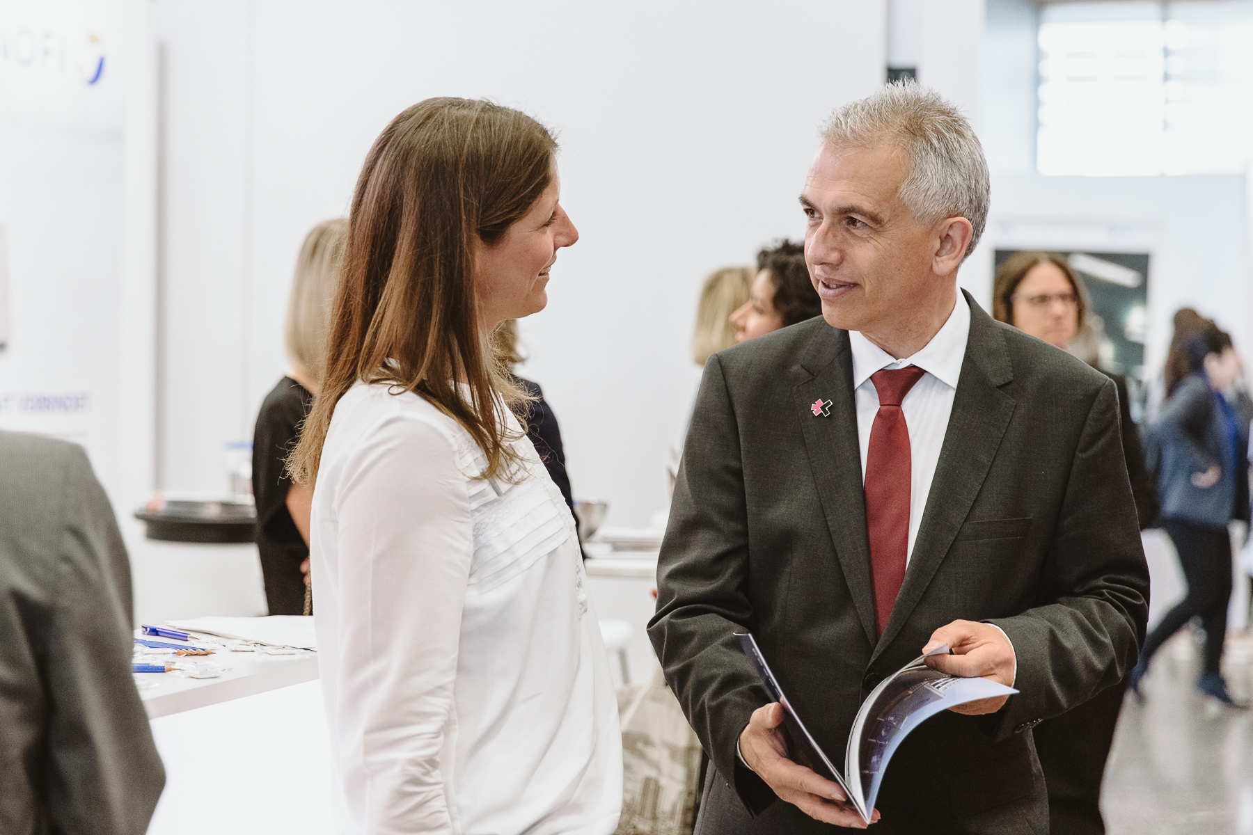 Kongressfotografie - women&work - Peter Feldmann im Gespräch auf Messe