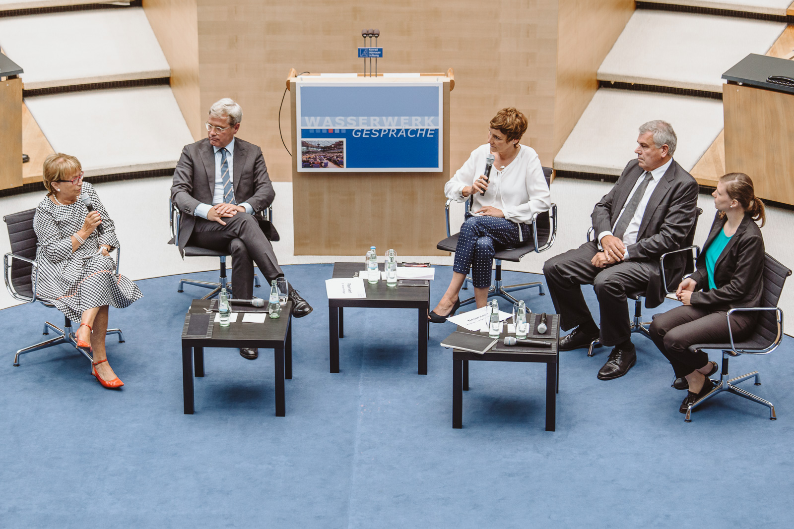 Fotografin Bonn - Dr. Norbert Röttgen - Wasserwerkgespräch der Konrad-Adenauer-Stifung - Gesprächsrunde